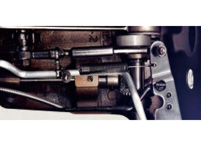 Touch Screen Single Stepping Motor Computerized Pattern Lockstitch Machine
