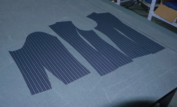 Stripe and Plaid Matching Cutting Machine