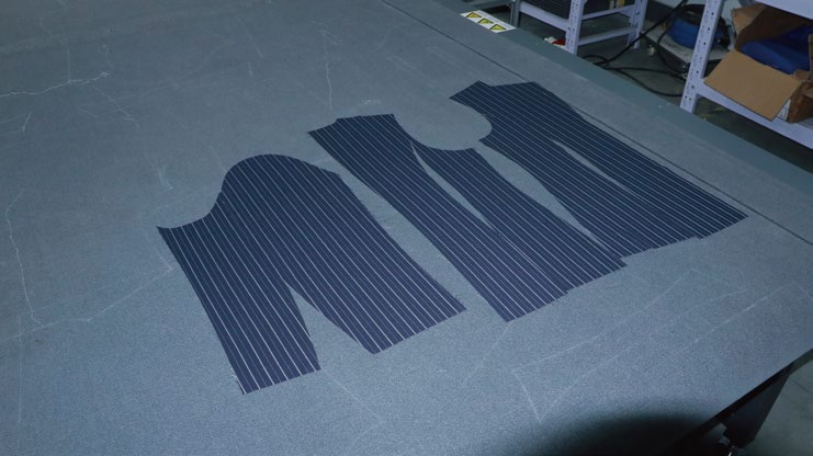 Stripe and Plaid Matching Cutting Machine